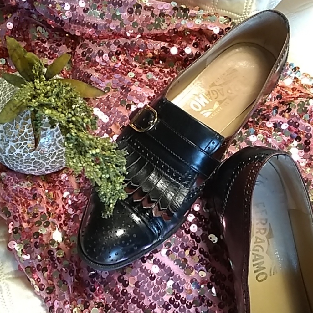 Fall 🍁 Ferragamo VINTAGE Italian loafer
